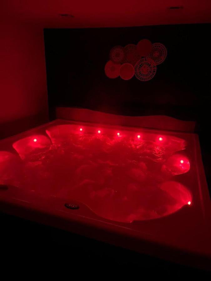 Roulotte La Boheme Est Son Spa En Baie De Somme Arrest 外观 照片
