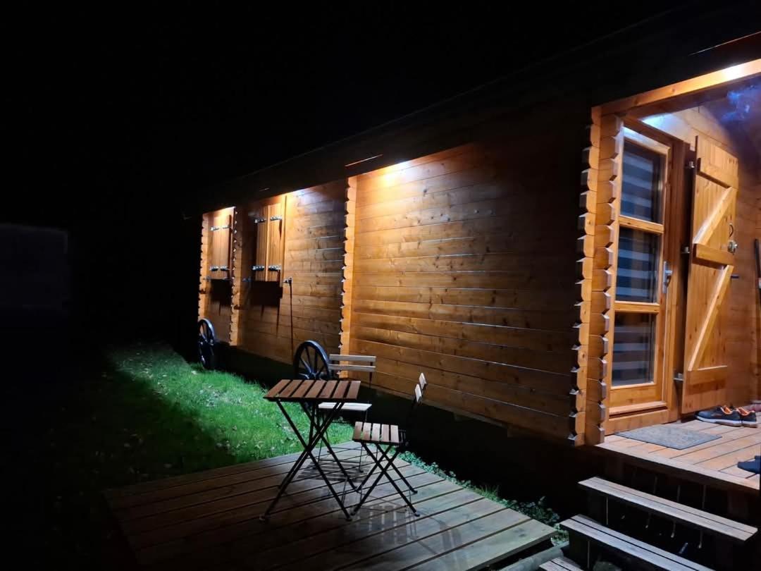 Roulotte La Boheme Est Son Spa En Baie De Somme Arrest 外观 照片
